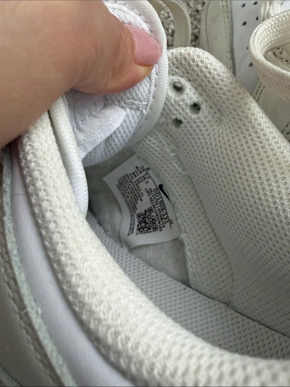 Nike Dunk Low "White Sail" Size 6 US W - Picture 6 of 6